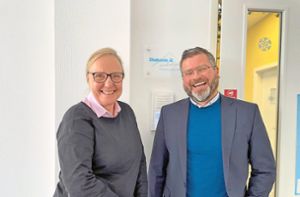Susanne Pinkerton und Daniel Engelberg, Vorstände der Diakonie Schwarzwald-Baar-Kreis, erzählen, welches Projekt im kommenden Jahr geplant ist. Foto: Meene