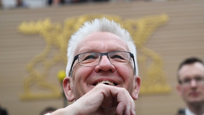 Kretschmann zum Ministerpräsidenten gewählt
